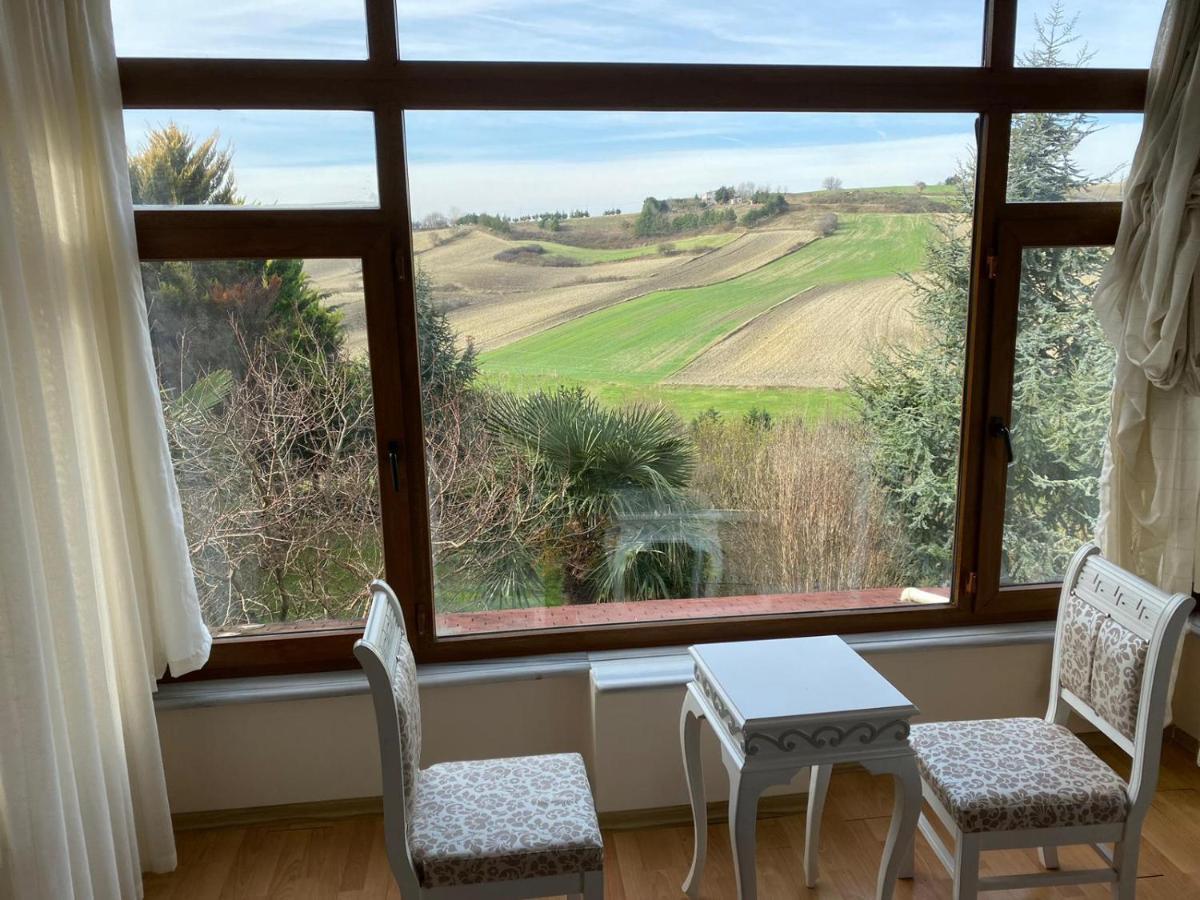 Havalimanına yakın orman içinde ferah villa Arnavutkoy Exterior foto
