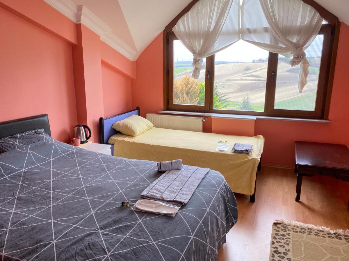 Havalimanına yakın orman içinde ferah villa Arnavutkoy Exterior foto
